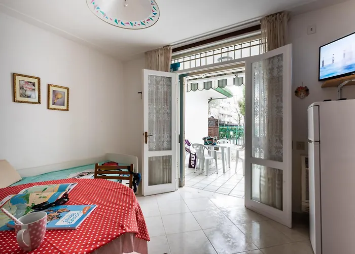 Luminous With Garden Apartment Bibione